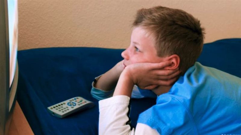 مشاهدة التلفاز