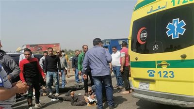 مصرع وإصابة 3 أشخاص في حادث انقلاب سيارة بوسط سيناء