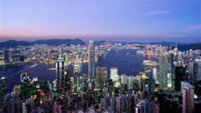 كيف تحولت هونج كونج إلى أهم مركز مالي يشجع الابتكار العلمي