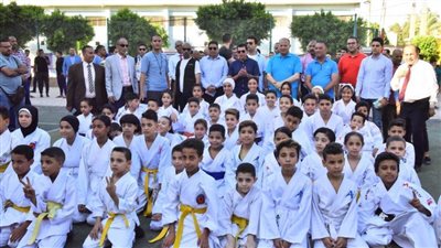 وزير الشباب والرياضة ومحافظ أسيوط يتفقدان استاد أسيوط الرياضي 