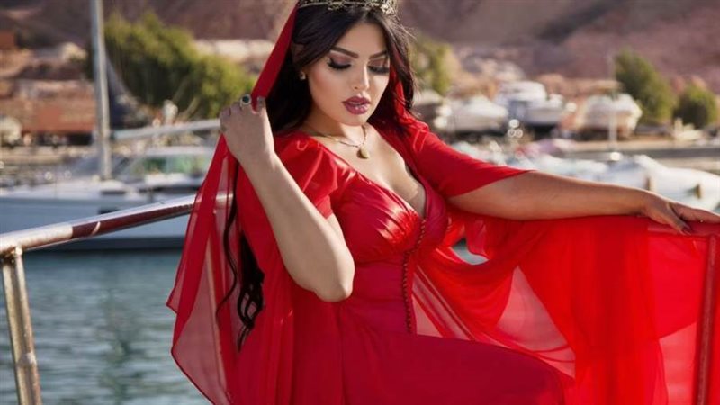 الفنانة سمر سيعود