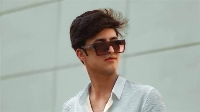 الفنان حسين قاسم