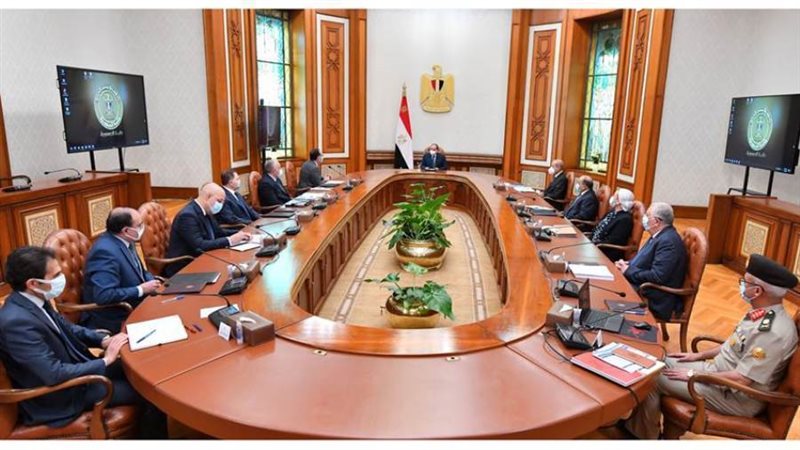 الرئيس السيسي يتابع