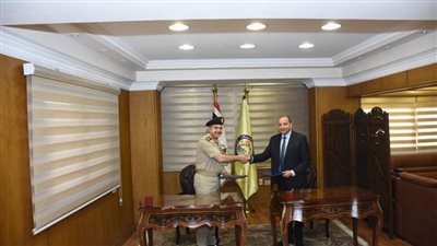 قوات الدفاع الشعبي والعسكري تدرب طلاب جامعة بني سويف 