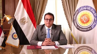 القائم بأعمال وزير الصحة يتابع جهود البعثة الطبية بالأراضي السعودية