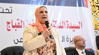 وزيرة التضامن الاجتماعي ومحافظ بني سويف يفتتحان مشروع إعمار وفرش وتجهيز 330 منزلا بـ