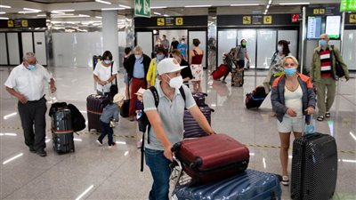 أستراليا تقرر رفع قيود كورونا المفروضة على الحدود .. ونيبال تتلقى أكثر من 2.2 مليون جرعة