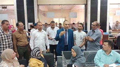 نائب محافظ المنيا يتابع حوكمة استصدار تراخيص البناء الجديدة بالمراكز التكنولوجية 