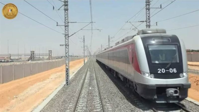 القطار الكهربائي