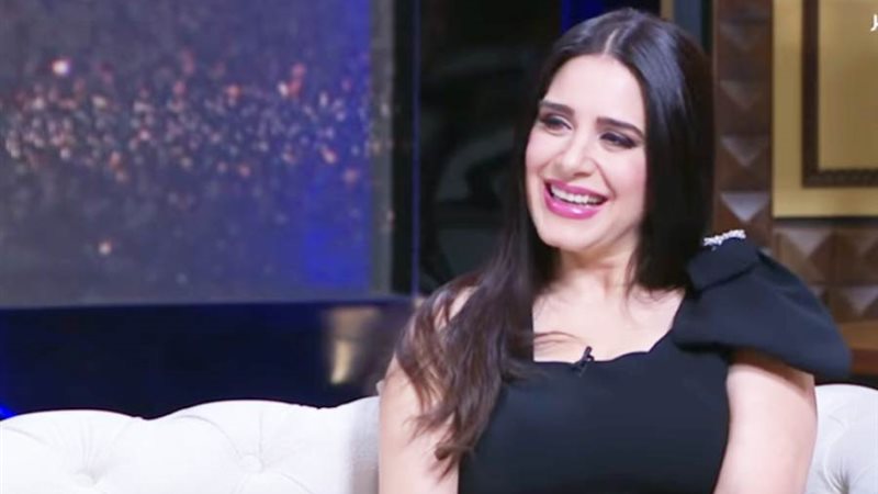 الفنانة ميرنا وليد