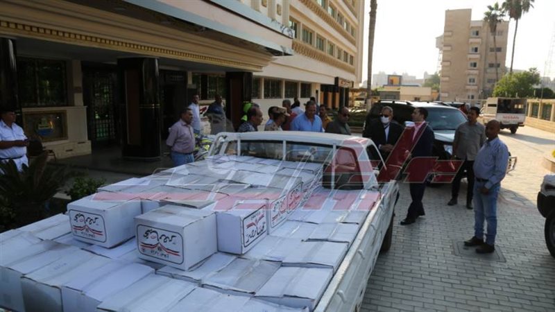 توزيع الكراتين