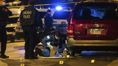 مقتل 5 أشخاص في إطلاق نار بضواحي شيكاغو