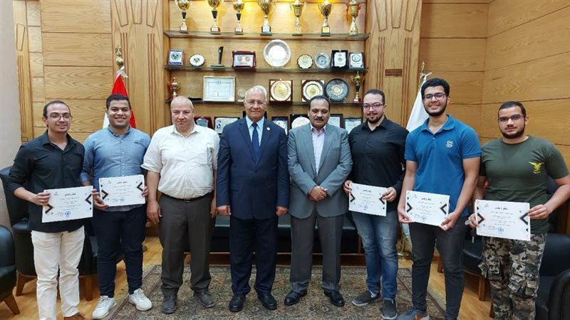 جانب من التكريم