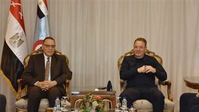 محافظ الشرقية يُهنئ مدير الكلية الجوية بتولي مهام منصبه الجديد 