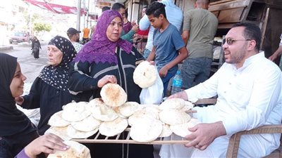 صاحب مخبز من ذوي الهمم ينتج 