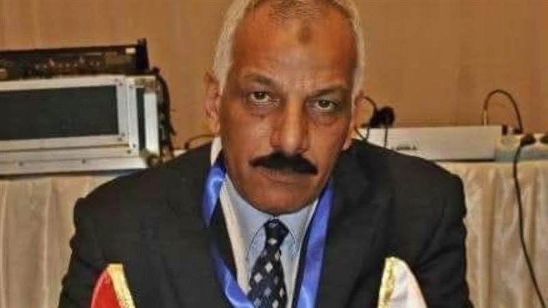 رئيس شعبة مستخلصى