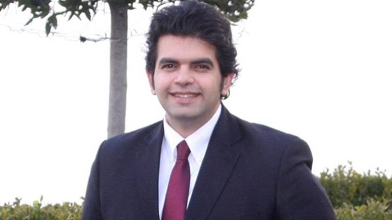 الكاتب الصحفي أحمد