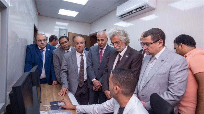 وفد نقابة الأطباء