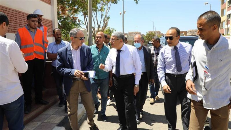 محافظ المنيا يتفقد