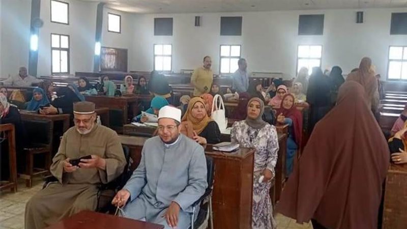 استكمال فعاليات ندوات