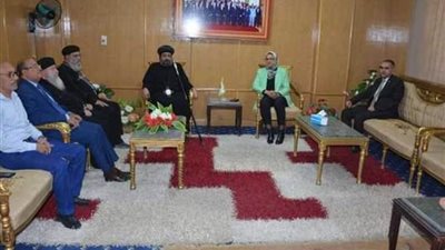 نائب محافظ الوادي الجديد تستقبل وفد كنيسة العذراء للتهنئة بعيد الأضحى المبارك