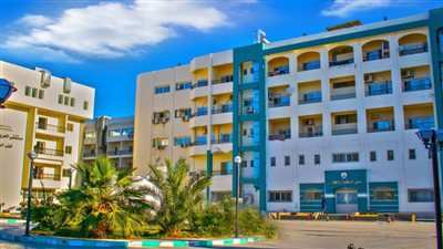 12 طبيبًا وطبيبة من 4 جامعات ينفذون بروتوكول التعاون الطبي في مستشفى العريش العام