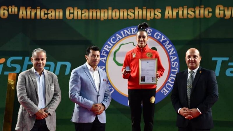 نانسى مع د. اشرف