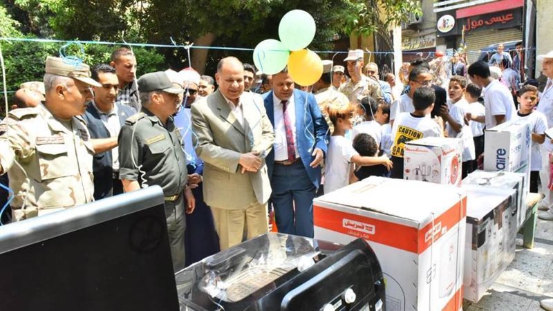 محافظ أسيوط وقائد