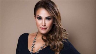 هند صبري عن 