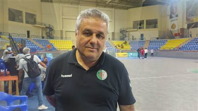 مدرب منتخب الجزائر لكرة اليد: الأخطاء الفردية سبب الهزيمة أمام غينيا