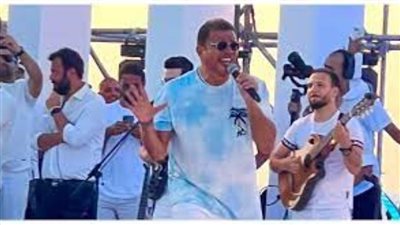 عمرو دياب يحتفل بألبومه الجديد في حفل العلمين اليوم 
