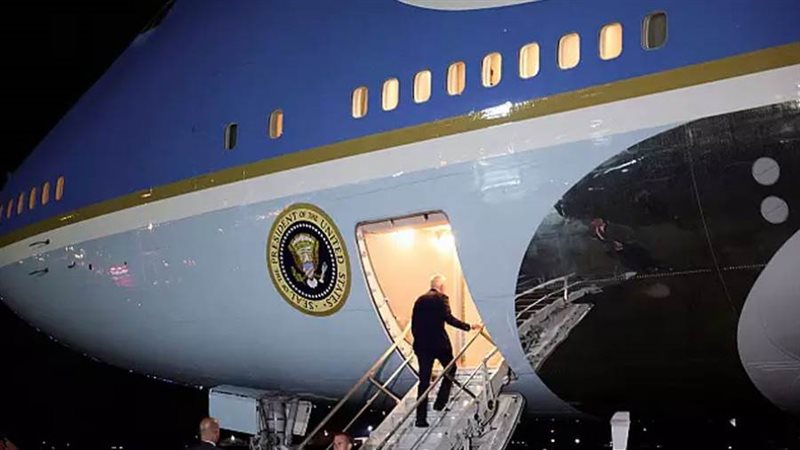 الرئيس الأمريكي يتوجه