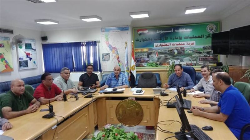 محافظ أسيوط انعقاد