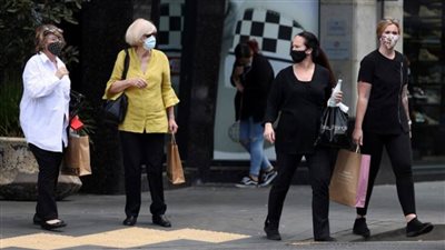 نيوزيلندا توفر كمامات مجانية وفحوصات مع انتشار كورونا