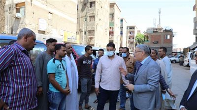 محافظ المنيا يتابع انتظام العمل بمواقف السيارات والالتزام بالتعريفة الجديدة