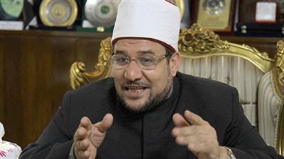 وزير الأوقاف: من لم تكن أخلاقه في سوقه كأخلاقه في مسجده فتدينه زائف