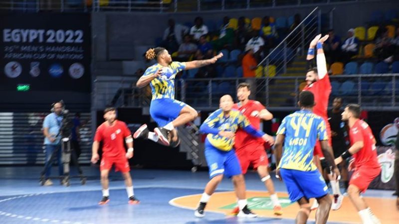 الجزائر ضد الجابون