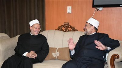 وزير الأوقاف والمفتي يستقبلان 18 عالمًا من كبار علماء الهند