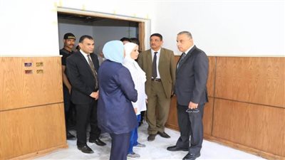 محافظ سوهاج يتفقد المبنى الإداري الجديد لحي شرق 