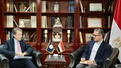 العناني يستقبل مساعد مدير الوكالة الأمريكية للتنمية الدولية