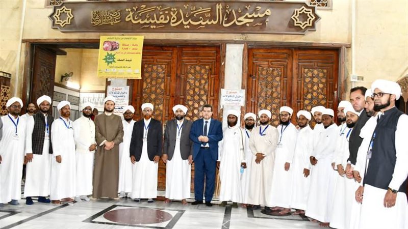 خلال الزيارة