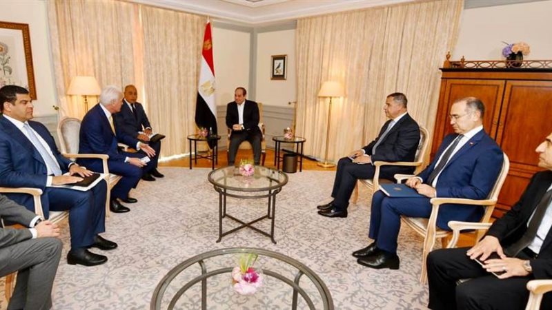 الرئيس السيسي يتابع