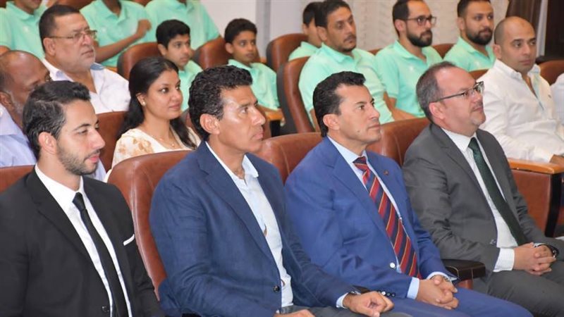 د. أشرف صبحى