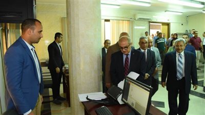 رئيس جامعة أسيوط يفتتح عددا من القاعات بكلية التجارة بتكلفة مليون ونصف المليون