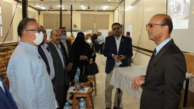 نائب رئيس جامعة أسيوط يشهد حفل مشاريع تخرج قسم العمارة بكلية الفنون الجميلة