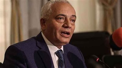  طلاب الثانوية العامة يؤدون الامتحان فى 