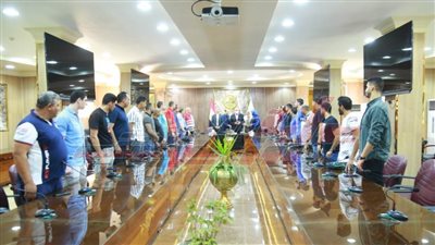 محافظ كفر الشيخ يهنئ لاعبي فريق السلة بدسوق والجهاز الفني