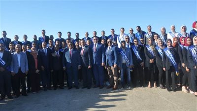 تدريب طلاب الجامعات على تقديم التوصيات القابلة للتطبيق