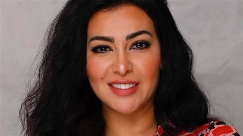 الفنانة ميرهان حسين