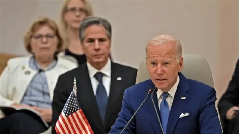 بايدن أثناء إلقاء